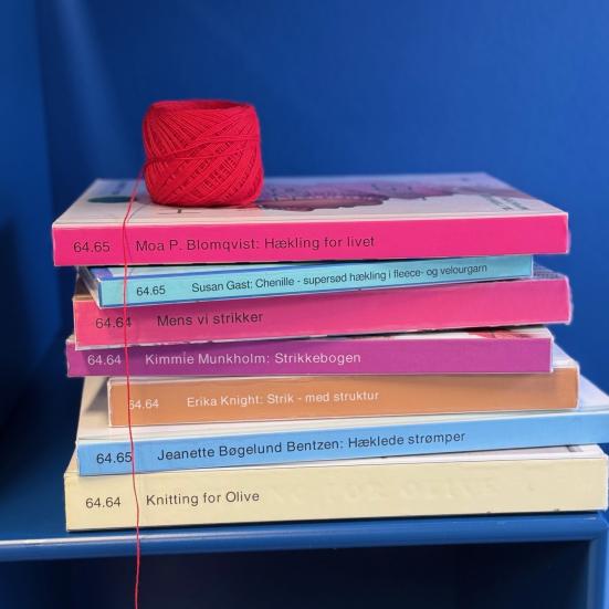 Stak med bøger 